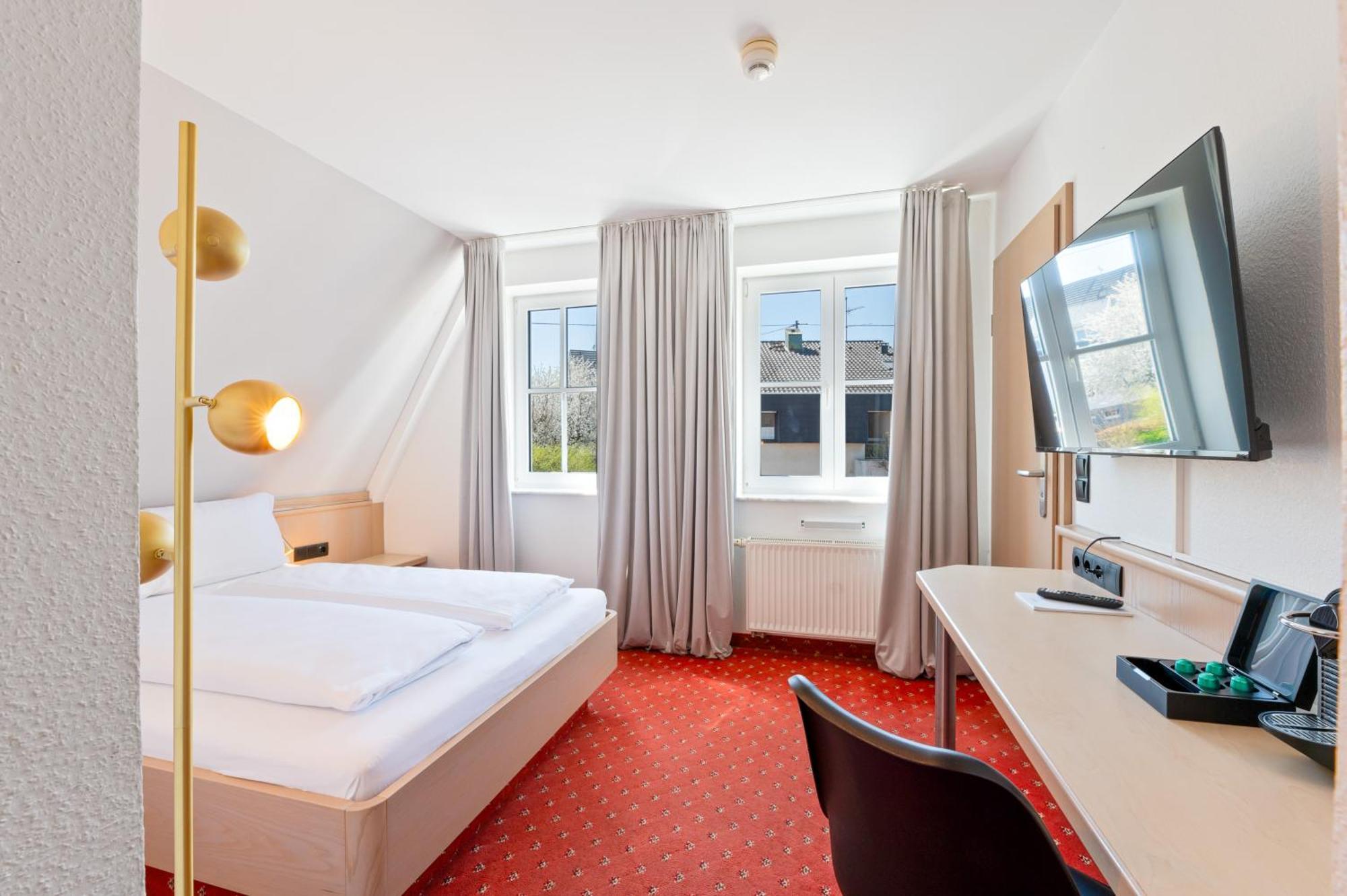 Steiners Hotel Airport-Messe Stoccarda Esterno foto